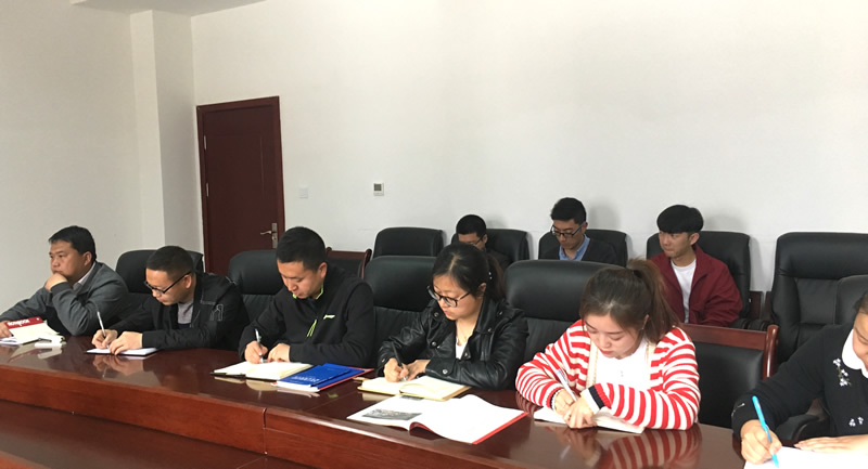 市龍江城鄉(xiāng)發(fā)展集團專題學(xué)習(xí)近期中央、省、市紀(jì)律檢查委員會議精神